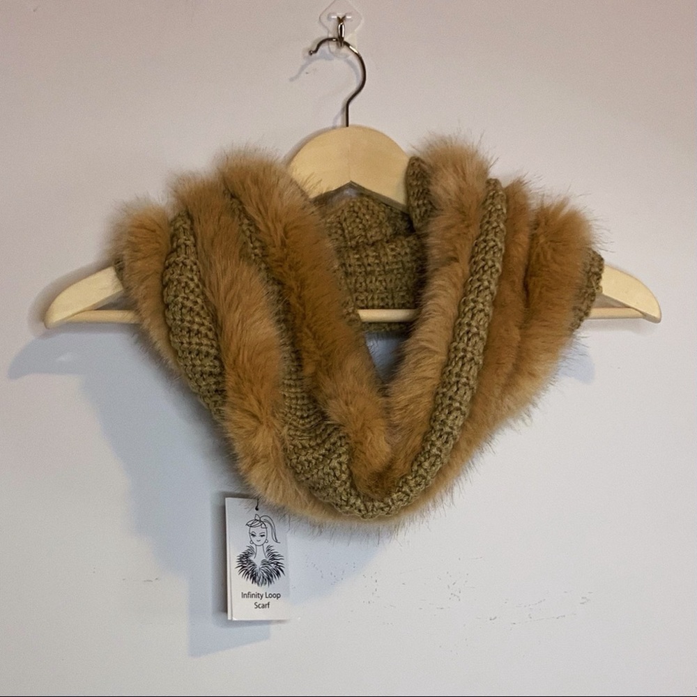 Surell knit faux fur infinity scarf NWT